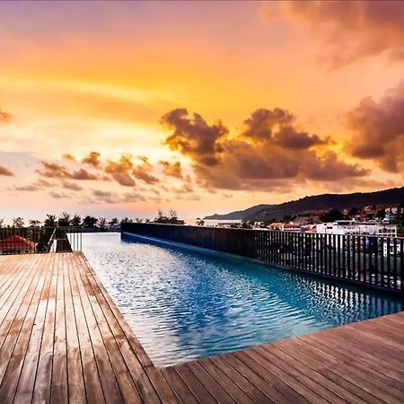 The Deck Patong Condo By Joy Buitenkant foto