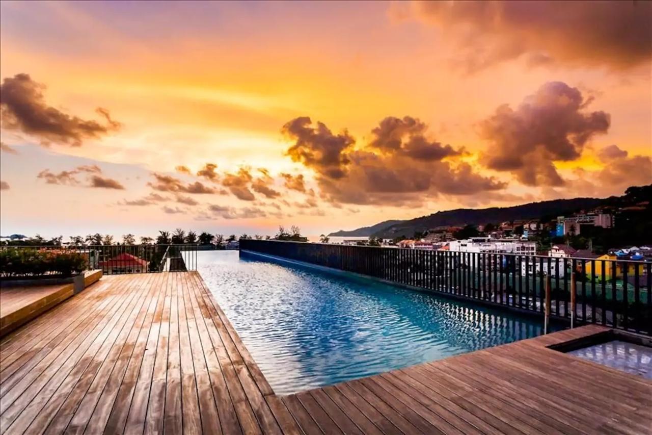 The Deck Patong Condo By Joy Buitenkant foto