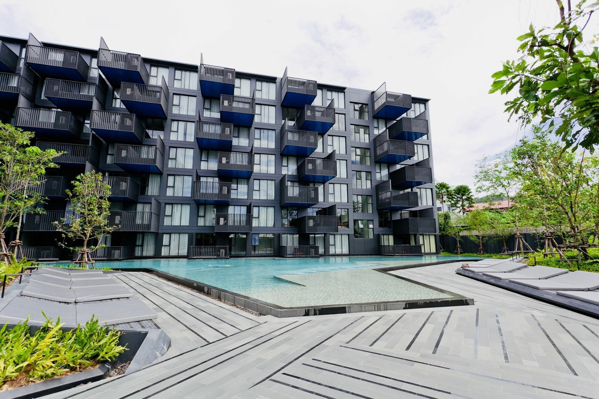 The Deck Patong Condo By Joy Buitenkant foto